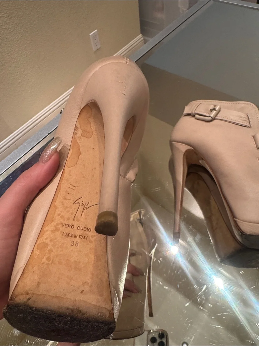Giuseppe Zanotti Vintage Nude Beige Platform Peep Toe Booties Heels
